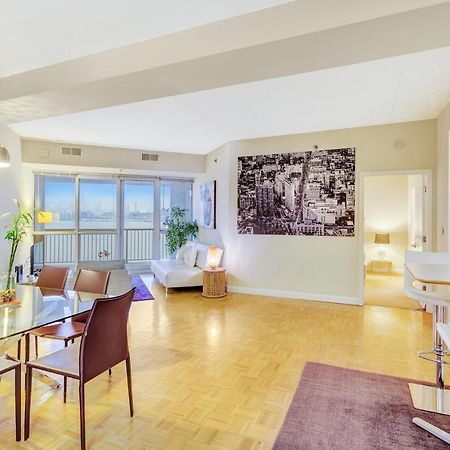 Dharma Home Suites Jc At Exchange Place Jersey City Esterno foto