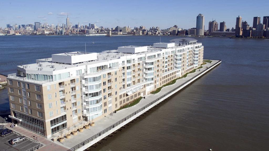 Dharma Home Suites Jc At Exchange Place Jersey City Esterno foto