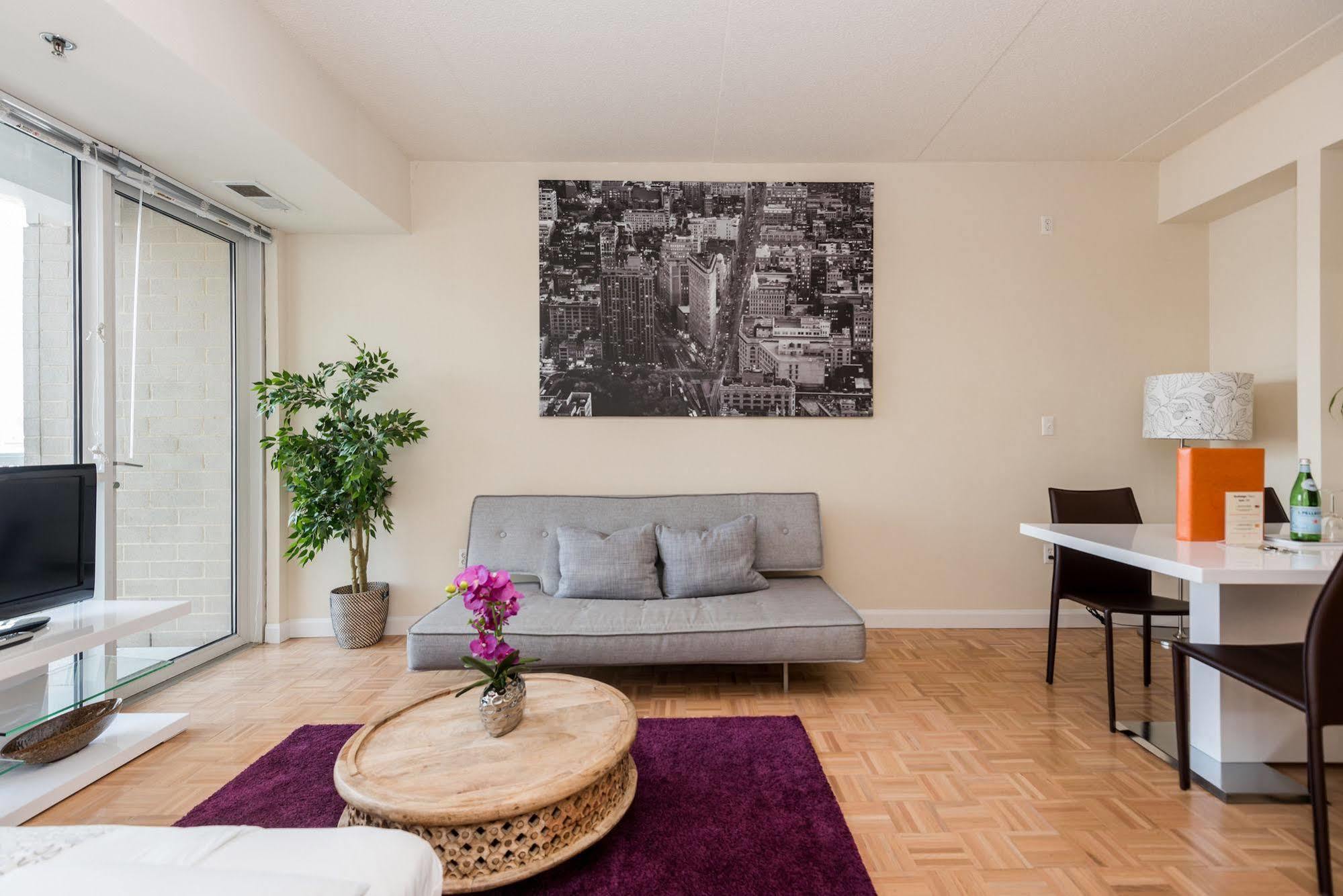 Dharma Home Suites Jc At Exchange Place Jersey City Esterno foto