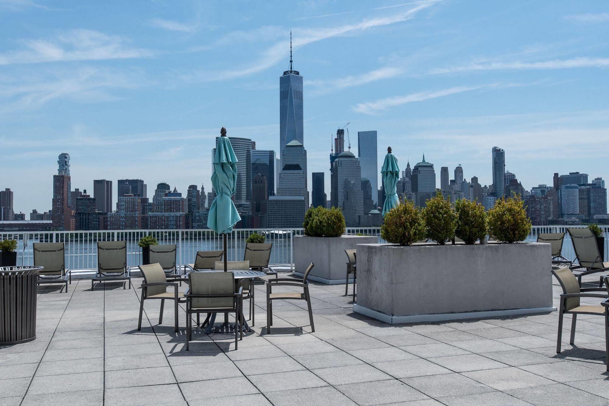 Dharma Home Suites Jc At Exchange Place Jersey City Esterno foto
