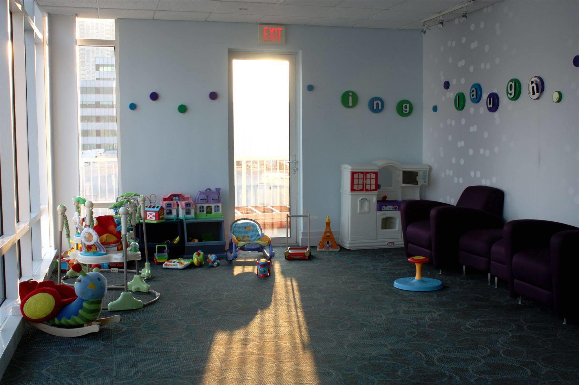 Dharma Home Suites Jc At Exchange Place Jersey City Esterno foto