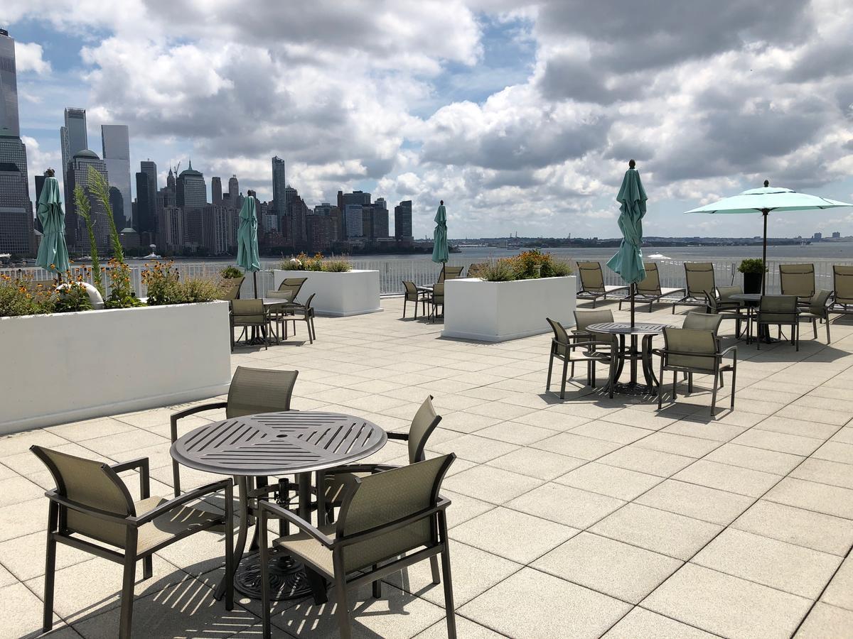 Dharma Home Suites Jc At Exchange Place Jersey City Esterno foto