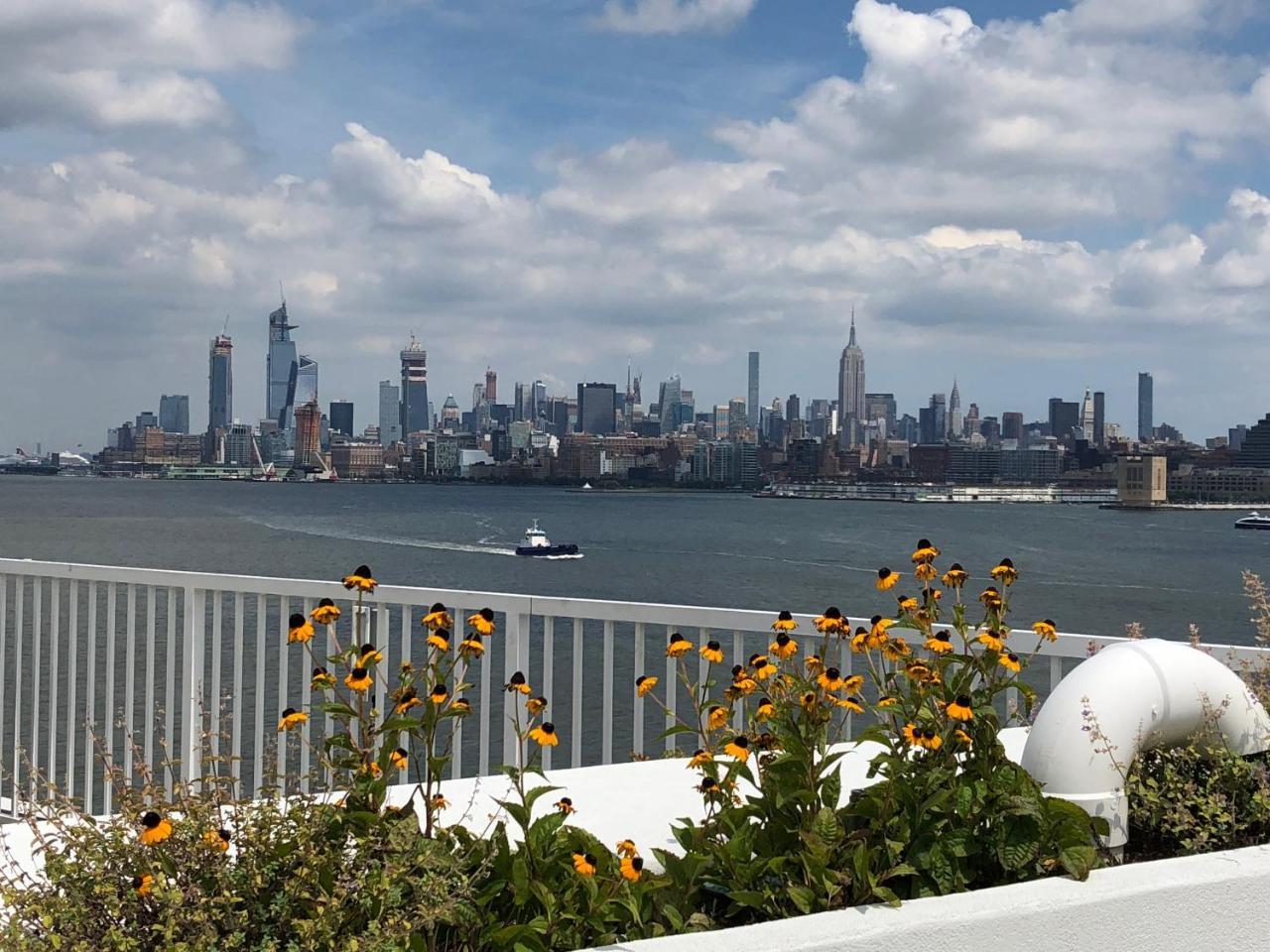 Dharma Home Suites Jc At Exchange Place Jersey City Esterno foto