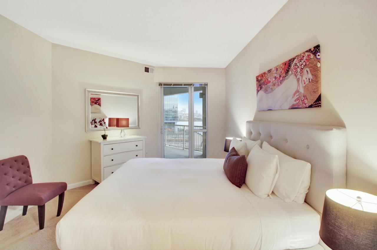 Dharma Home Suites Jc At Exchange Place Jersey City Esterno foto