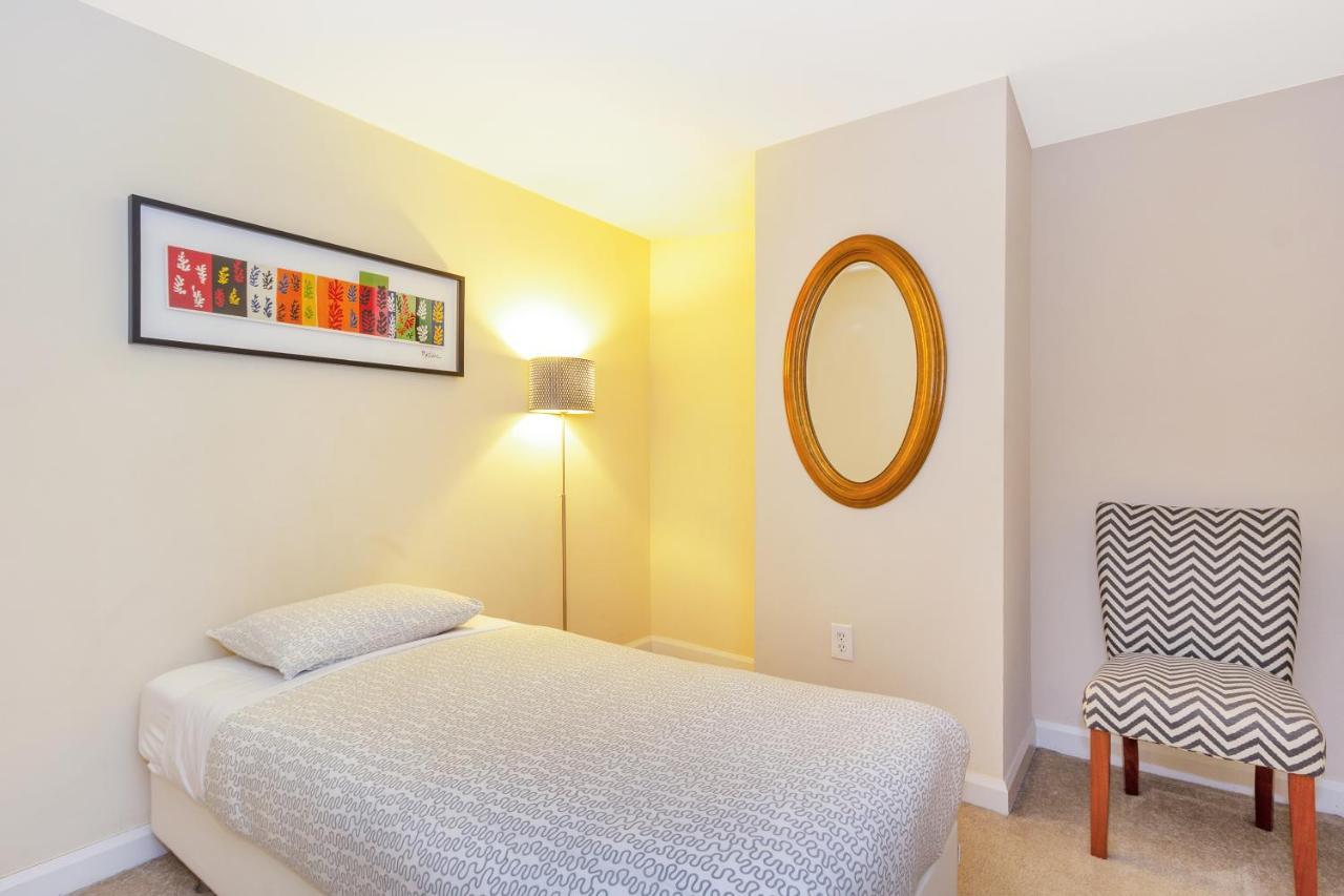 Dharma Home Suites Jc At Exchange Place Jersey City Esterno foto