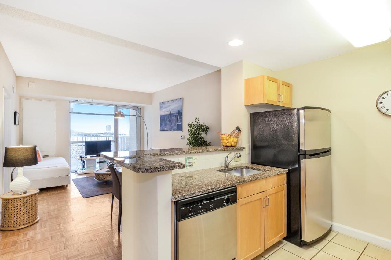 Dharma Home Suites Jc At Exchange Place Jersey City Esterno foto