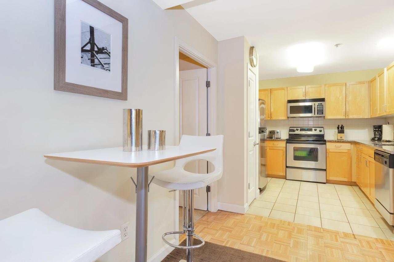 Dharma Home Suites Jc At Exchange Place Jersey City Esterno foto