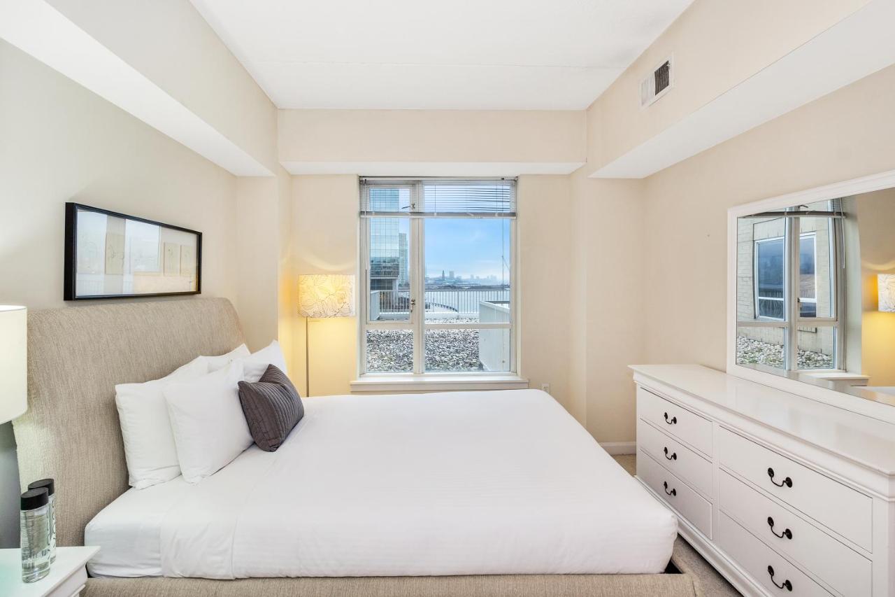 Dharma Home Suites Jc At Exchange Place Jersey City Esterno foto